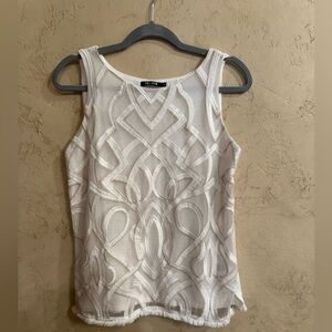 NIC+ZOE Knit Off White Sleeveless Embroidered Top
